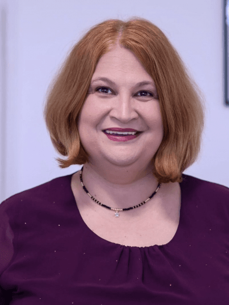 Dorina Stamate, Psihoterapeut, fondator al Clinicii de Fericire